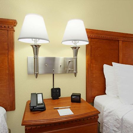 Hampton Inn Ashtabula Austinburg Buitenkant foto