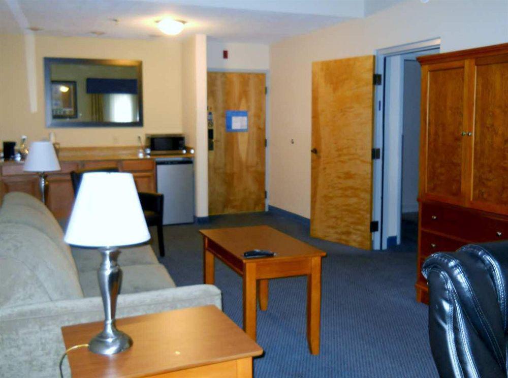 Hampton Inn Ashtabula Austinburg Buitenkant foto