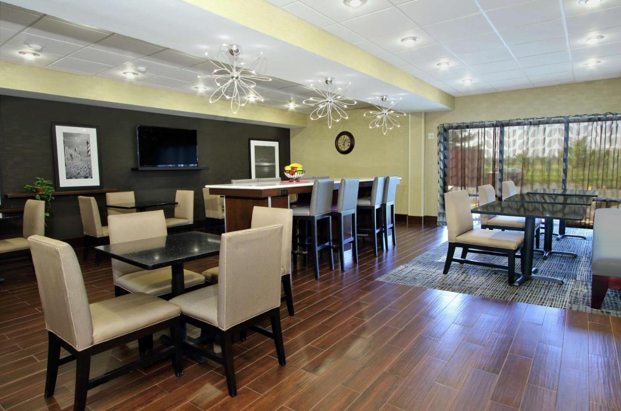 Hampton Inn Ashtabula Austinburg Buitenkant foto