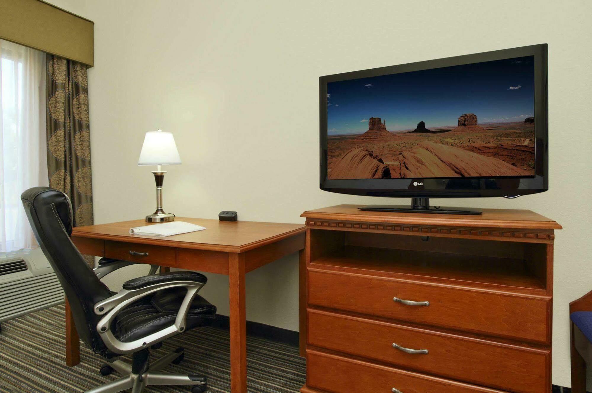 Hampton Inn Ashtabula Austinburg Buitenkant foto